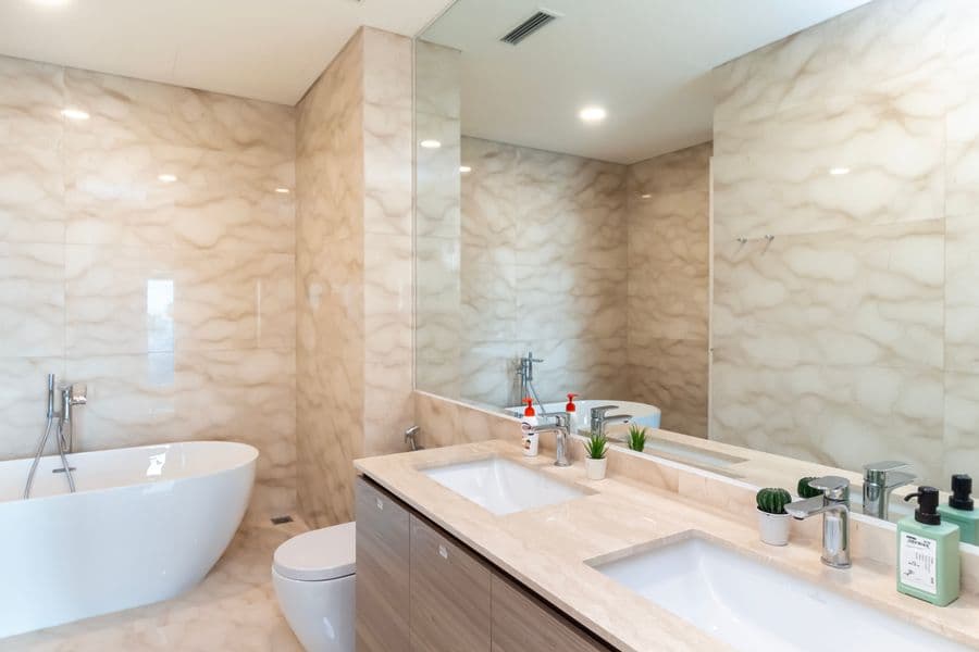 3 Bedroom at 57 Promenade Apartment photo 12
