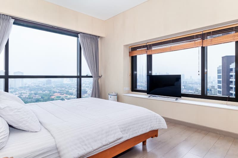 3 Bedroom at 1 Park Avenue photo 1