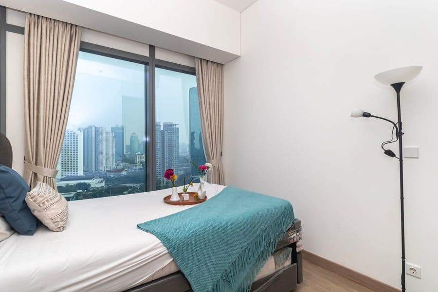 2 Bedroom at 57 Promenade Apartment photo 4