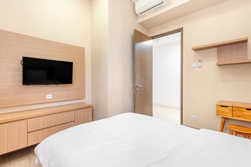 3 Bedroom at 1 Park Avenue photo 10