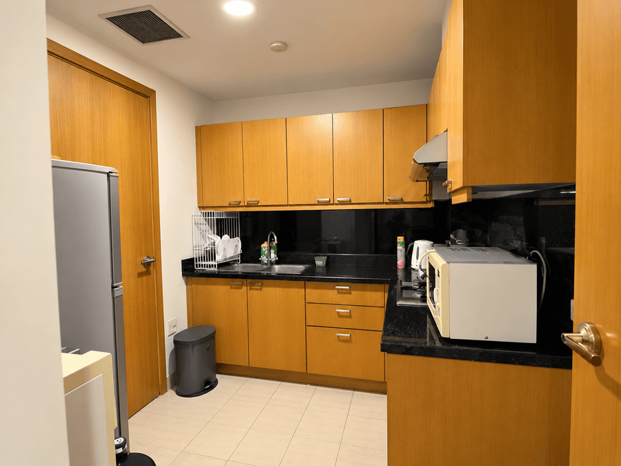 3 Bedroom at Sudirman Mansion photo 5